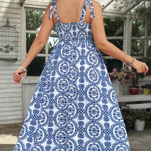 Women's Boho Floral Printed Thigh Slit and Tie Strap Dress Size 12 (0XL) - Picture 2 of 4